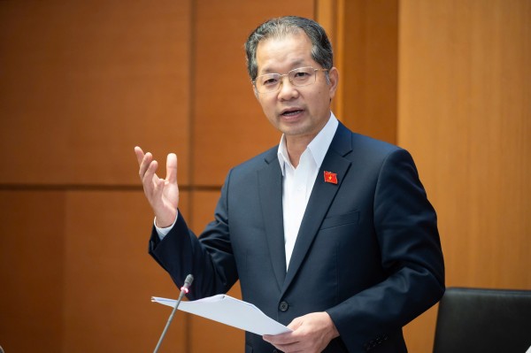 Lý do cần thẩm phán nước ngoài cho tòa án chuyên biệt trong trung tâm tài chính quốc tế